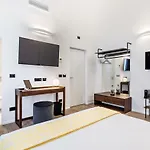 Casa de hóspedes By The First - Luxury & La Spezia