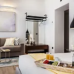 Casa de hóspedes By The First - Luxury & 3*