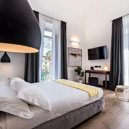 Guest house By The First - Luxury & 2*