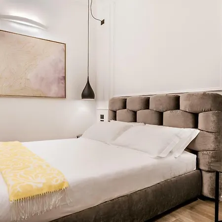 Guest house By The First - Luxury & La Spezia
