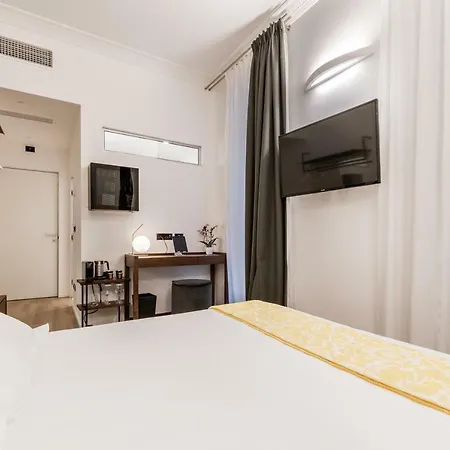 By The First - Luxury & Gasthof La Spezia