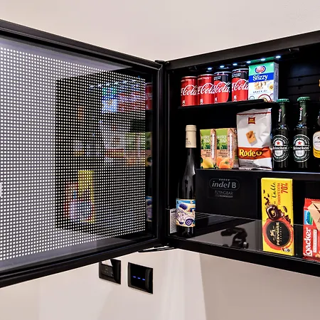 By The First - Luxury & 3* ラ・スペツィア