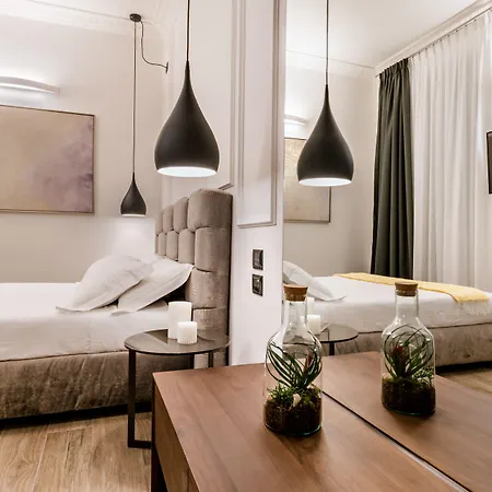 By The First - Luxury & 3* 라스페치아