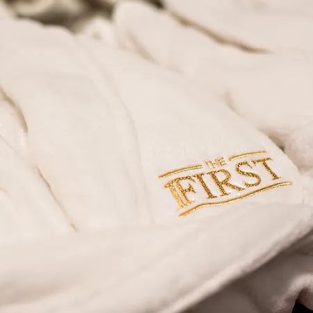 By The First - Luxury & 게스트하우스 라스페치아