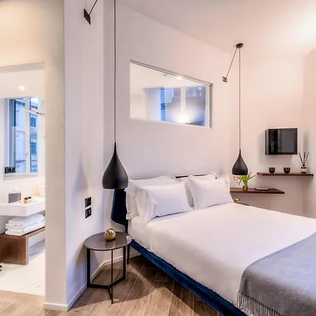 By The First - Luxury & 게스트하우스 라스페치아